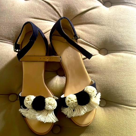 Sóludos beautiful shoes size 7 - Picture 1 of 5